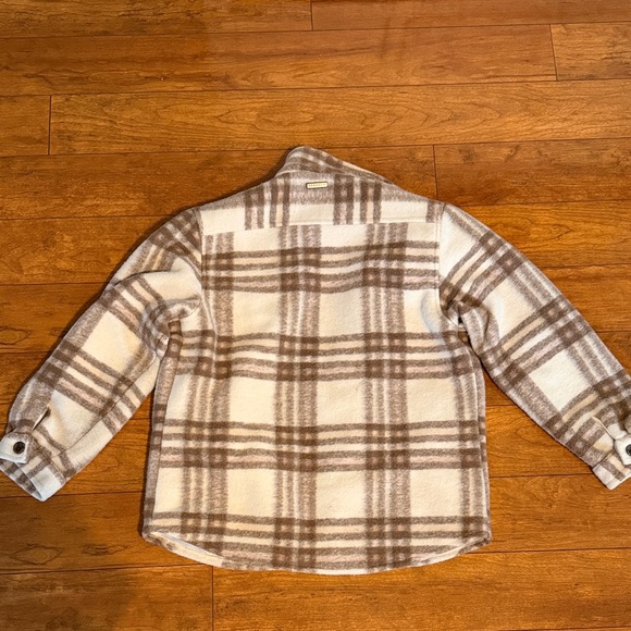 Young LA women’s coat - Picture 2 of 2